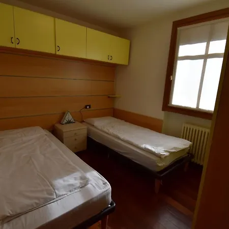 Excelsior Apartment *